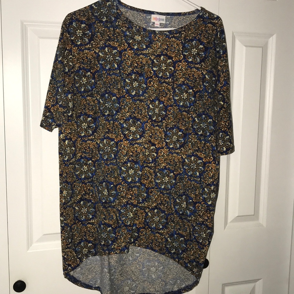 Short sleeve shirt
